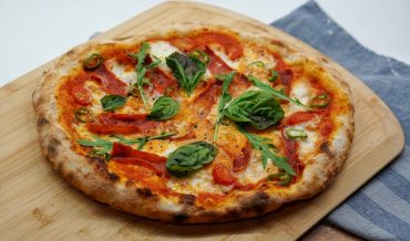 Qu’est-ce qu`il faut pour préparer une pizza délicieuse?